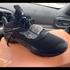 Giannis Antetokounmpo Basketball Shoes